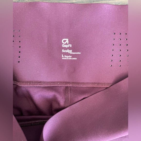 GapFit sculpt compression leggings large - Picture 4 of 4
